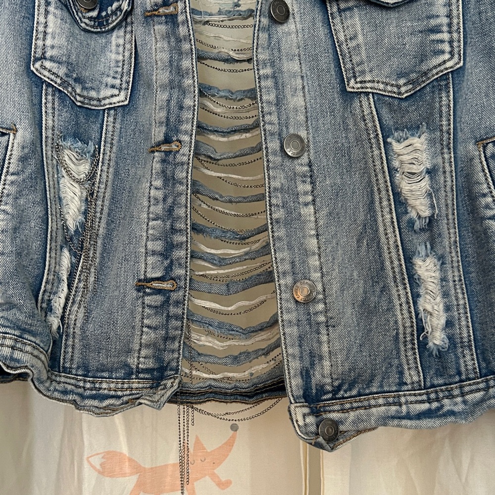 Women's Distressed Blue Denim Raw Edges Chains Jacket M - Picture 2 of 9